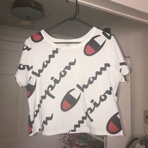 Champion Cropped Tee